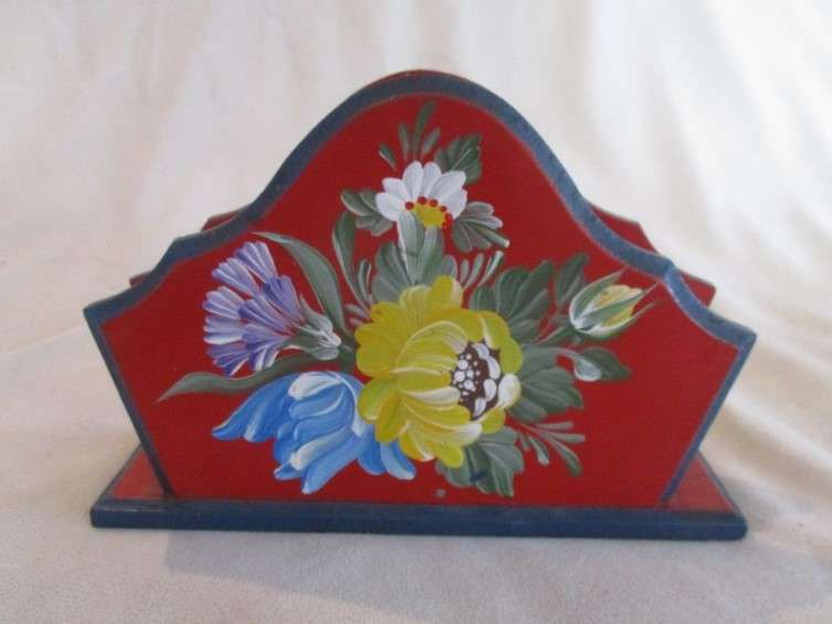 Hand painted wooden serviette holder with pretty floral design