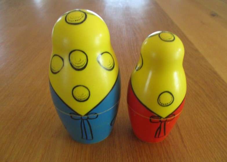 Rare!  Six vintage 1950's Eichhorn, West Germany hard plastic nesting dolls
