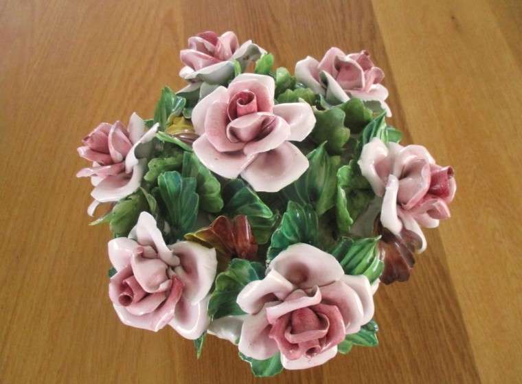Vintage Italian masterpiece - really large porcelain bouquet of roses - wonderful condition