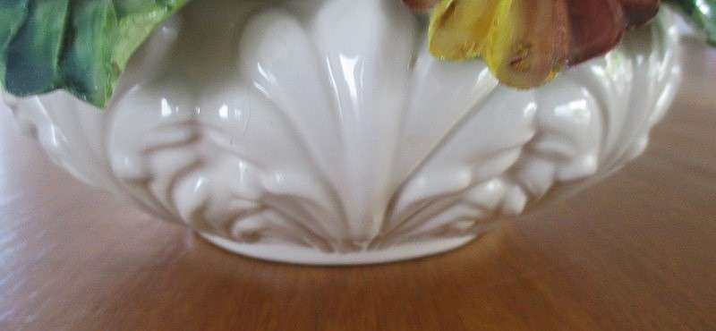 Vintage Italian masterpiece - really large porcelain bouquet of roses - wonderful condition