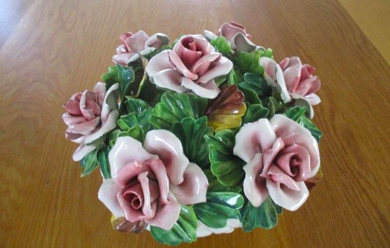 Vintage Italian masterpiece - really large porcelain bouquet of roses - wonderful condition