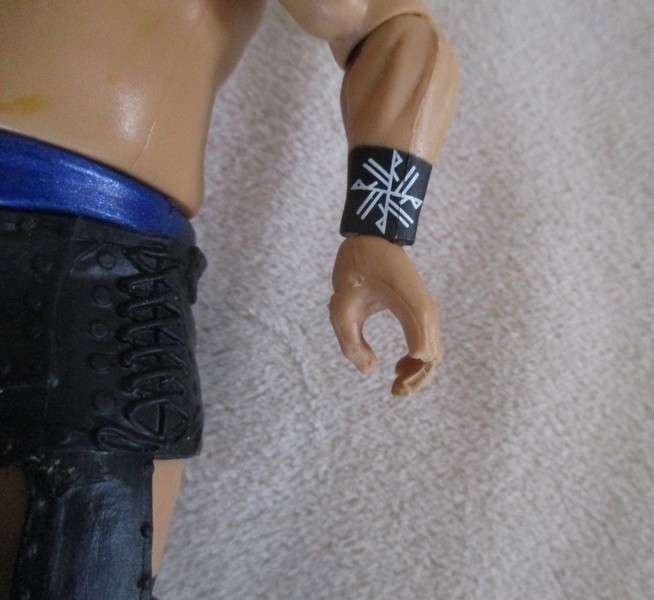 2017 Mattel WWE wrestling articulated Action figure - Viking Raider Ivar