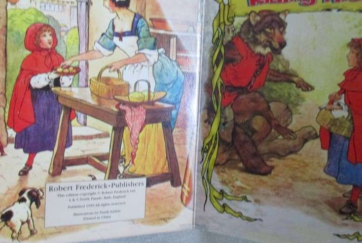 A set of six board books in original box - Children's Favourite Classic Stories