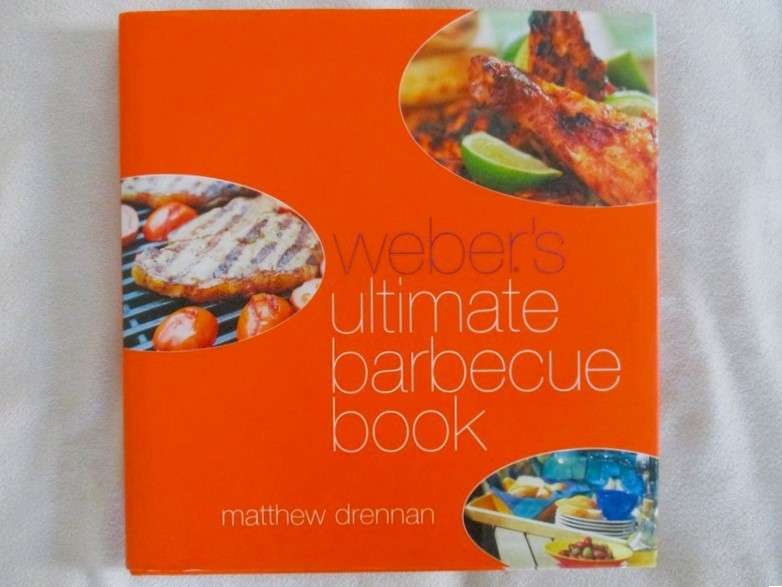 A batch of five well illustrated cook books for one price