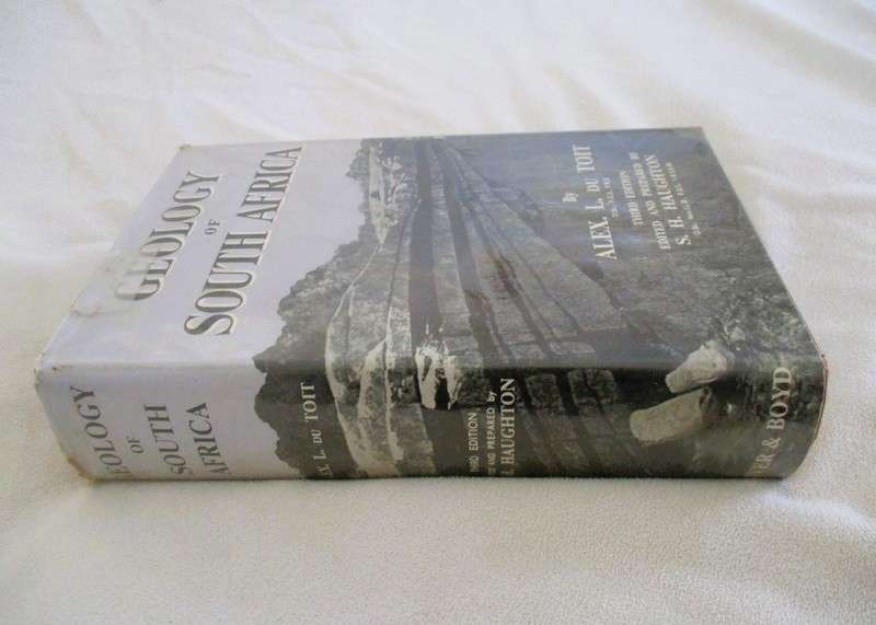 Geology of South Africa by Alex L. du Toit  - Har cover plus dust jacket