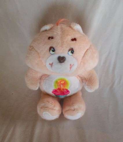 Very rare vintage Birthday (cupcake) Care Bear to add to your collection - apricot colour