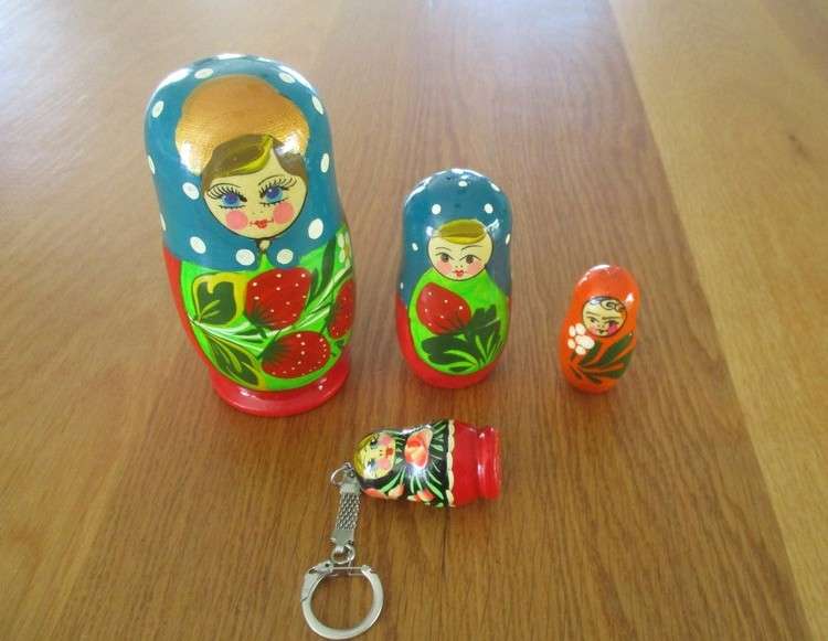 Vintage three piece set of wooden hand painted Matryoshka nesting dolls plus cute keyring