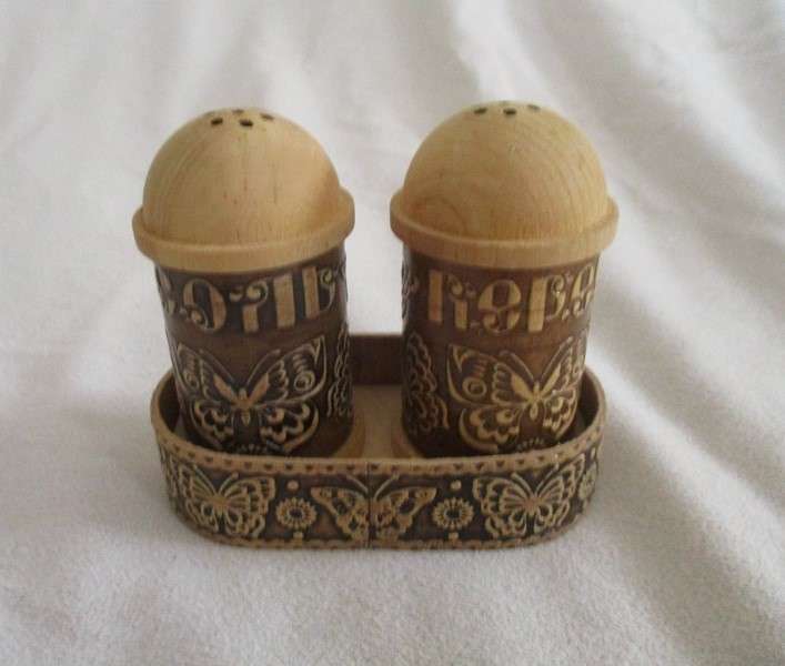 Wooden salt & pepper set carved with pretty butterflies