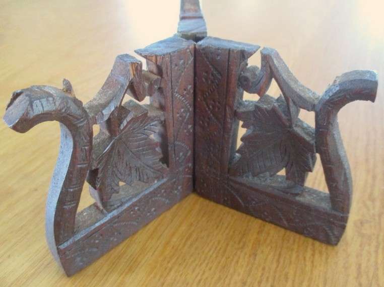 Vintage hand carved wooden Indian trivet/pot stand plus carved foldable display stand