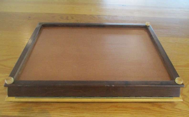 Yellow wood and Imbuia box - The Africana Commemorative mint - Our Cape Coin Heritage - box only