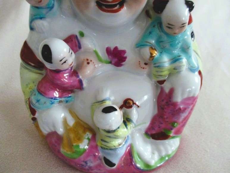 For Fangsa only - Larger vintage porcelain Chinese famille rose Buddha with five clambering children