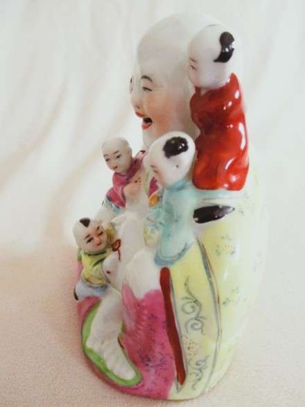 For Fangsa only - Larger vintage porcelain Chinese famille rose Buddha with five clambering children
