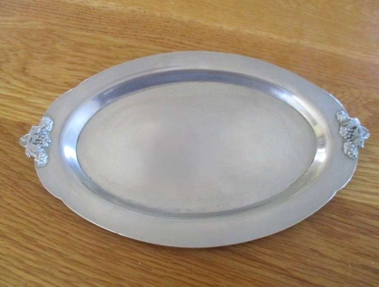 For that romantic celebration - two ornate champagne glasses on tray