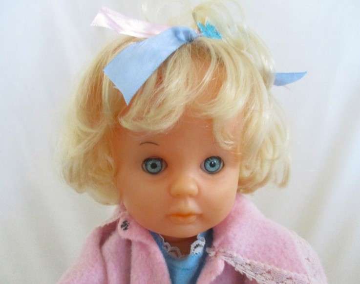 Beautiful Vintage 42cm tall First Love twisty body doll in cute nightie and nightgown