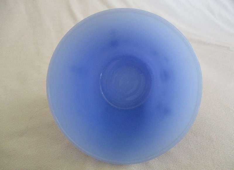Beautiful blue milk glass mixing bowl - handy size