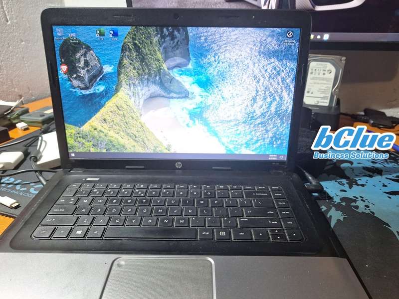 HP 255 Laptop (AMD E2 CPU, 8GB RAM, 120GB SSD)