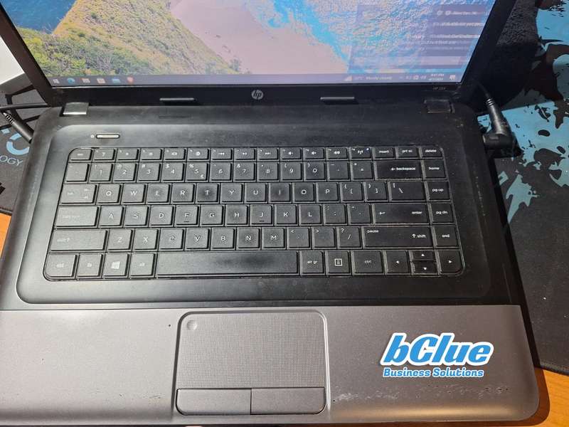 HP 255 Laptop (AMD E2 CPU, 8GB RAM, 120GB SSD)