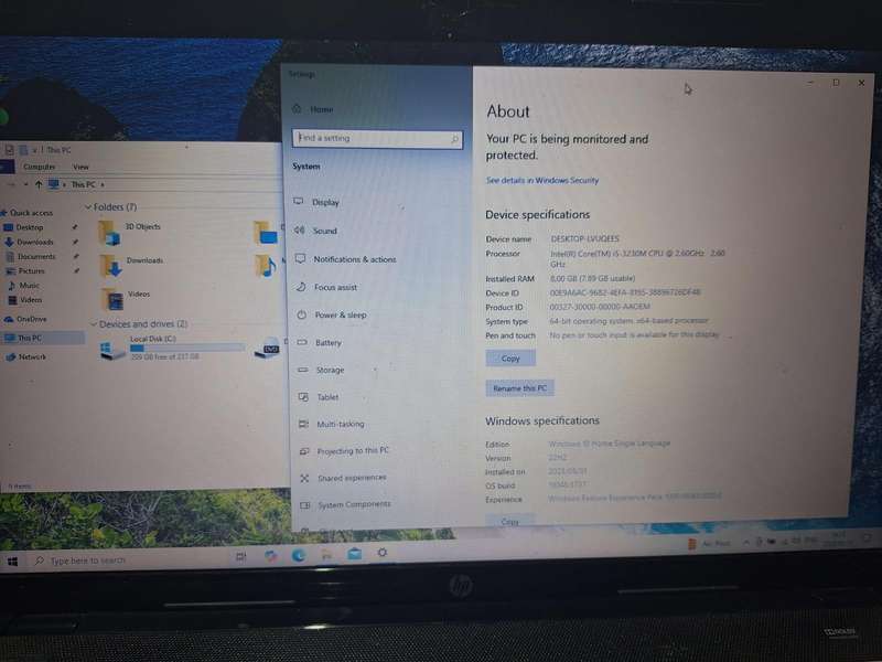 HP Pavillion G7 (17.3" 8GB RAM 240GB SSD)