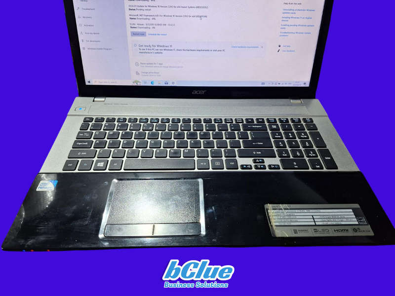 Acer Aspire v3 731 Laptop