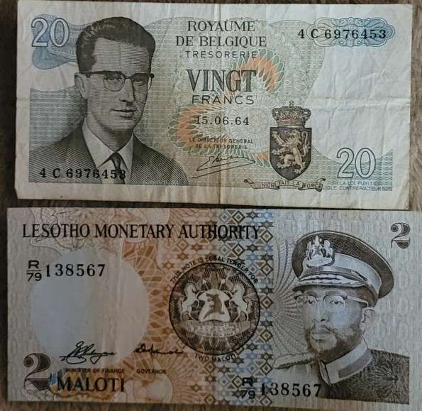 ONE LOT - 44 - NATIONAL AND INTERNATIONAL NOTES