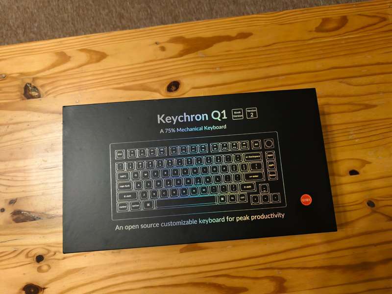 Keychrone Q1 V2 barebone kit (switches and keycaps installed)
