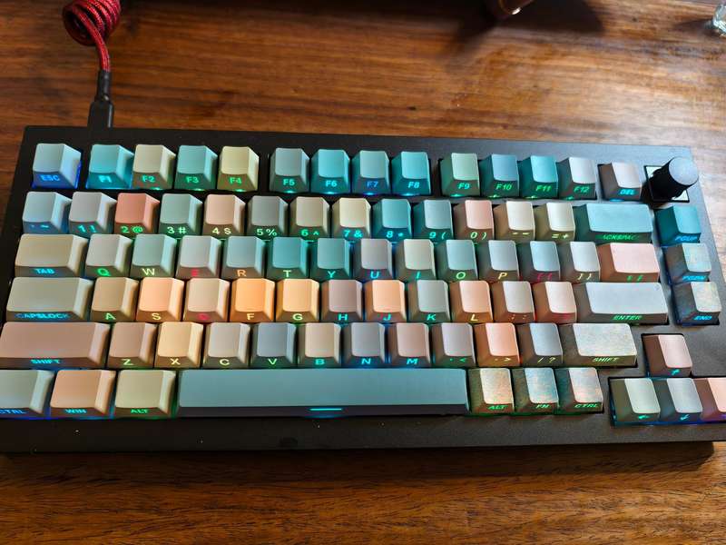 Keychrone Q1 V2 barebone kit (switches and keycaps installed)