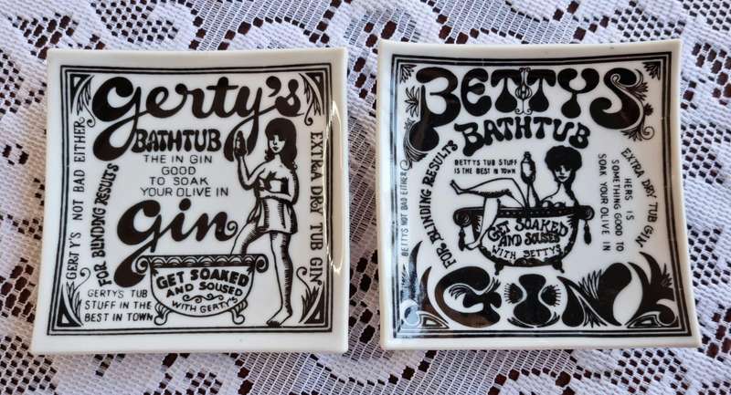 Rare Vintage Original Betty's & Gerty's Extra Dry Bathtub Gin Trays