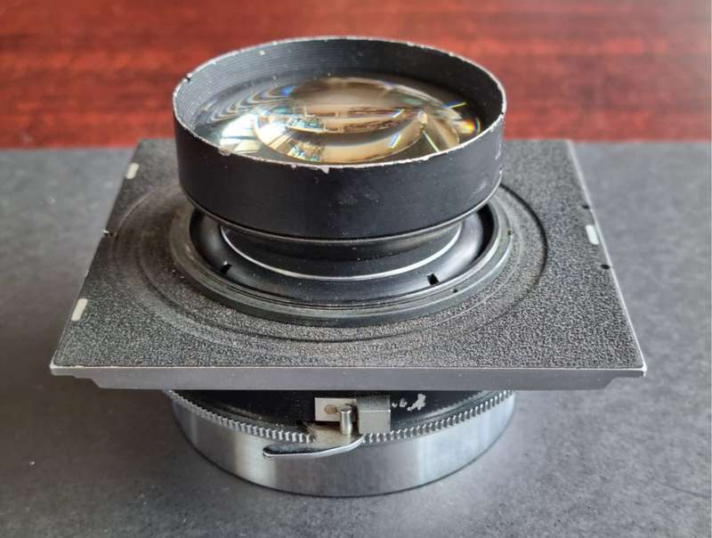 Carl Zeiss f2.8/100mm Planar lens Linhof Synchro- Compur shutter