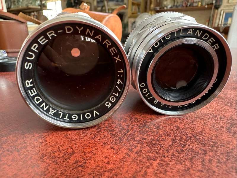 2 lenses by Voigtländer -  1:4 / 135 lense and a 1:4.8 / 100