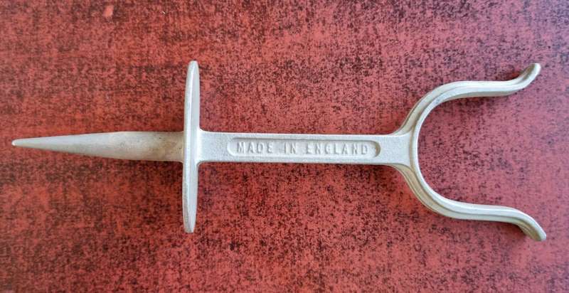 Vintage Parker Hale Gun stand