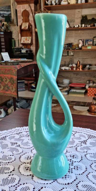 Lucia vase