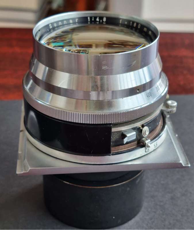 Carl Zeiss f4.8 /180mm Sonnar Lens - Linhof shutter plate