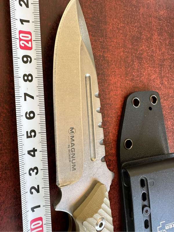BÖker Hunting knife