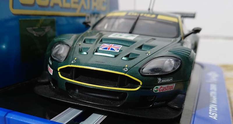 Scalextric Aston Martin DBR9 Digital Slot Car 1/32