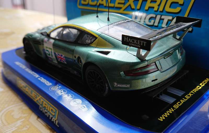 Scalextric Aston Martin DBR9 Digital Slot Car 1/32