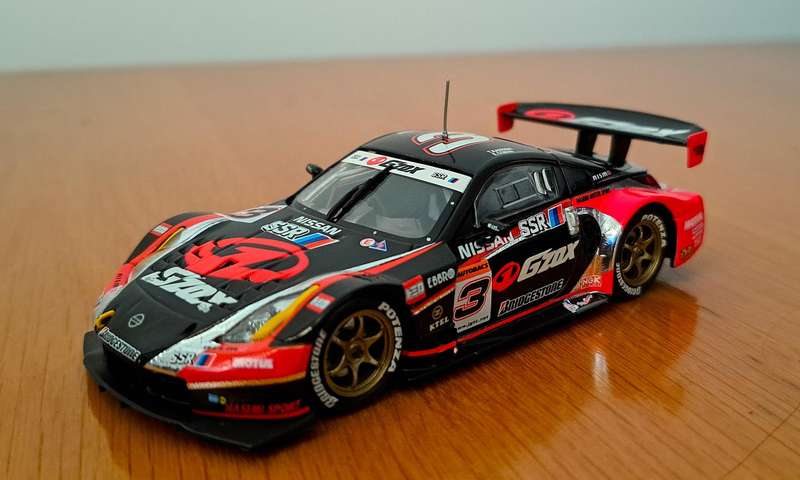 2 X Ebbro G'Zox Hasemi Nissan Z JGTC 2004 Diecast Cars 1/43