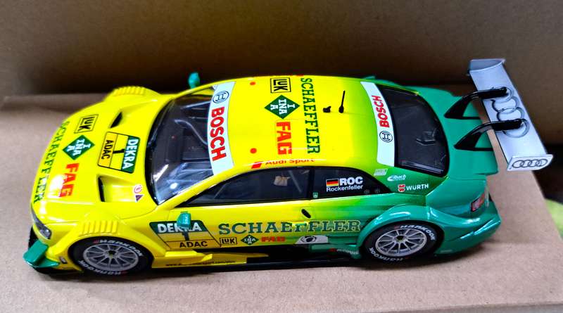 Carrera Audi RS5  "Schaeffler" DTM Slot Car 1/32