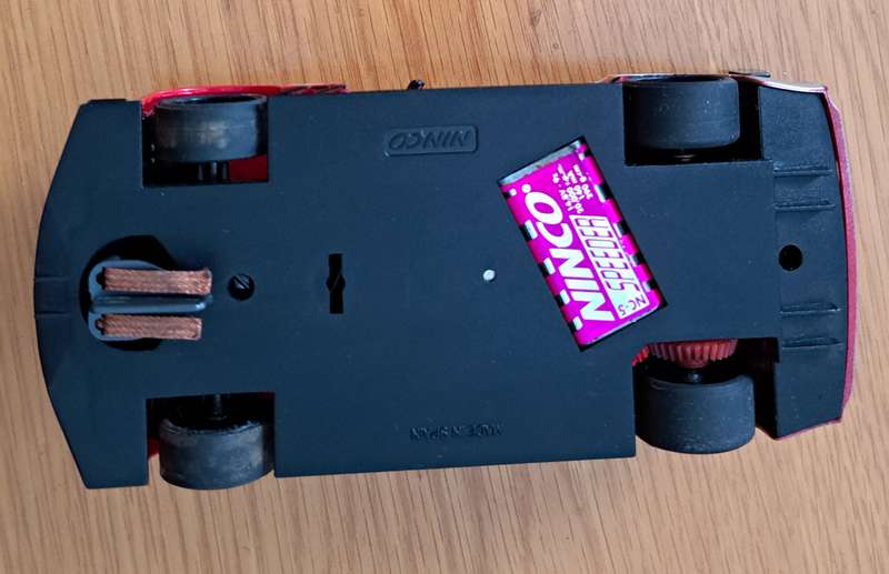Ninco Nissan Fairlady "Xanavi" Analogue Slot Car 1/32