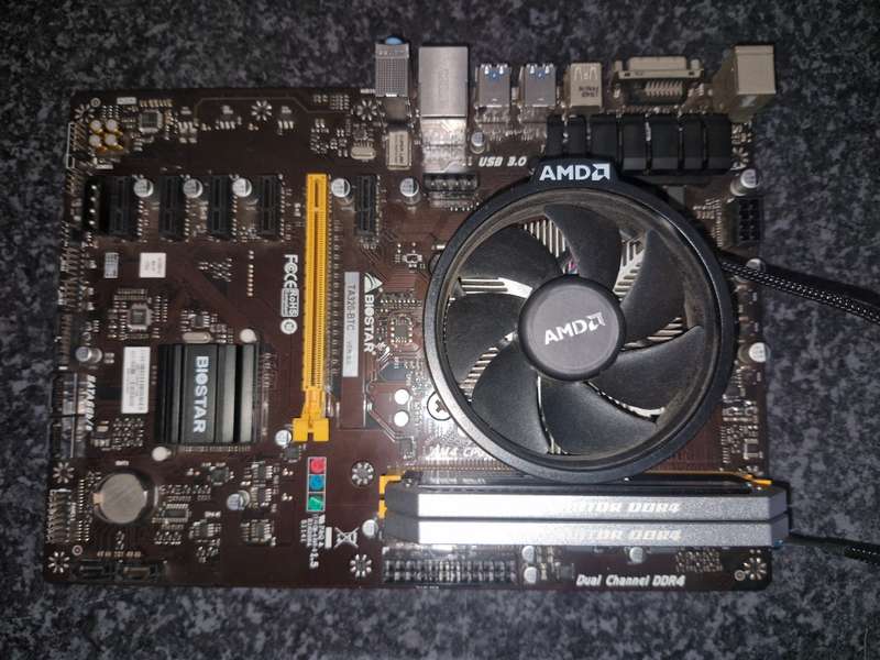 Biostar TA320, Ryzen 5 1400, 16GB Ram and SSD Combo