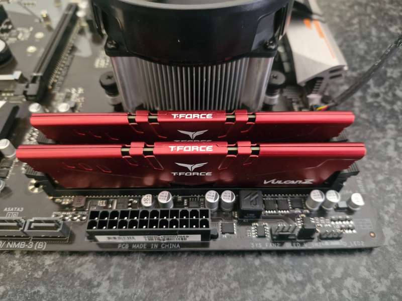 Aorus B450 Elite, Ryzen 3600, 16GB Ram Combo