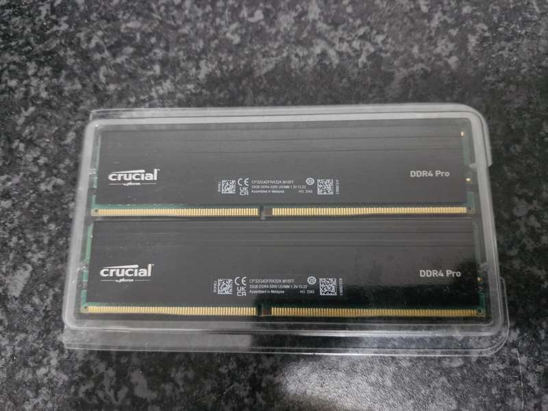 Crucial Pro 64GB DDR4 Ram