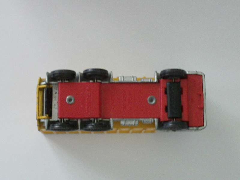 Matchbox Superfast DAF Tipper Container Truck Lesney England #47c