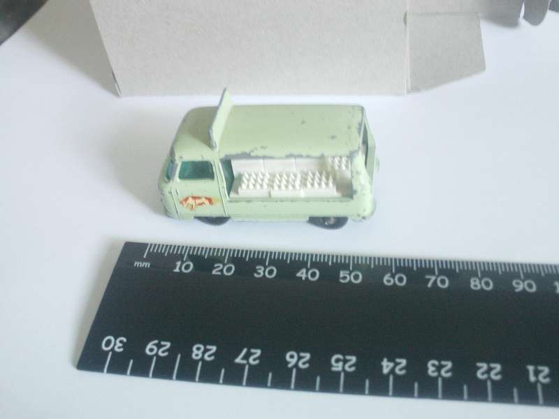 Matchbox Regular Wheels Commer Bottle Float Lesney England #21c