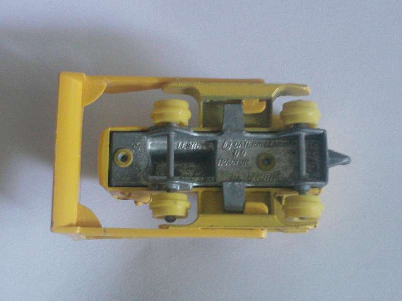 Matchbox Caterpillar D9 Tractor 1979 Lesney England #64e