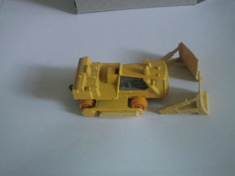 Matchbox Caterpillar D9 Tractor 1979 Lesney England #64e