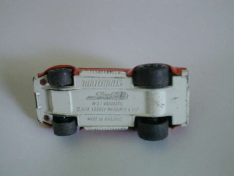 Matchbox Superfast Vantastic Mustang Lesney England #34e