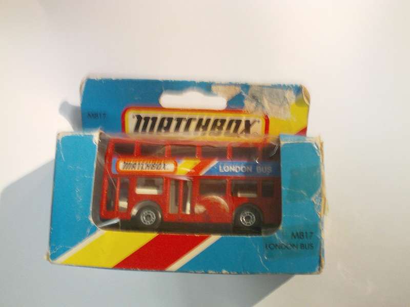 Matchbox MB17B London Bus