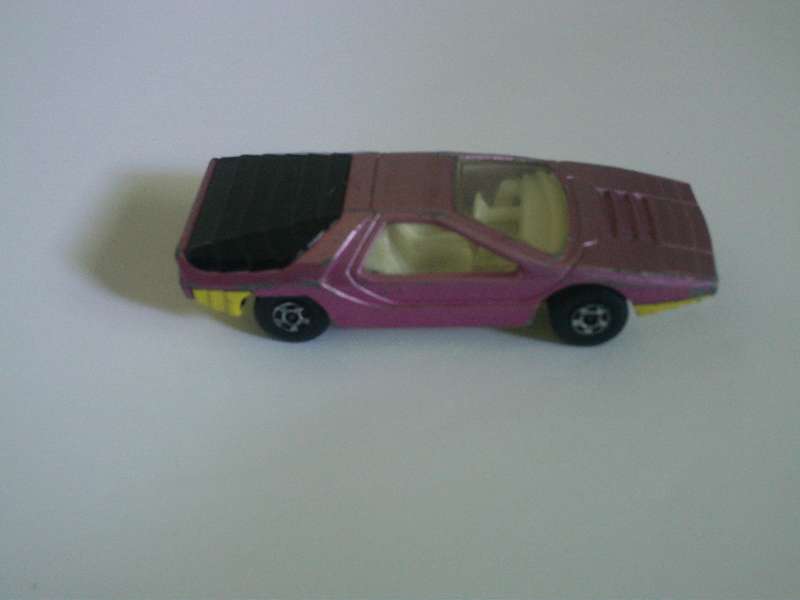 Matchbox Superfast Alfa Carabo Lesney England #75c