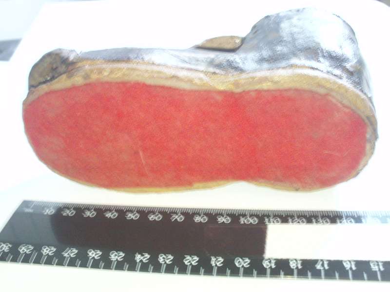 Old Pottery Shoe from Malawi Collectable Reduced to sell