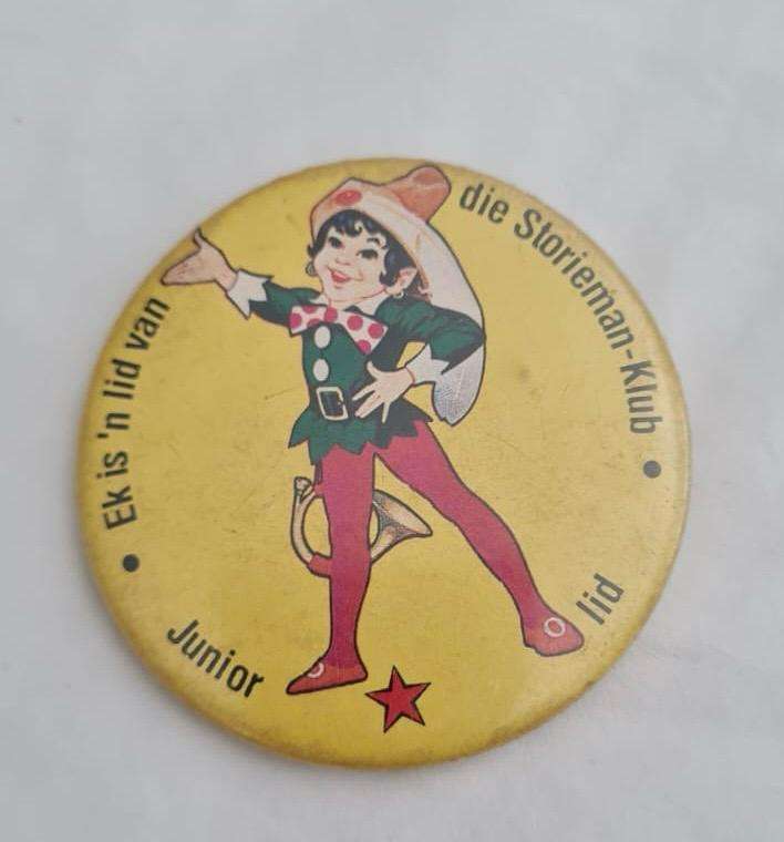 STORIE MAN VINTAGE PIN